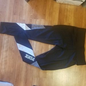 PINK ultimate leggings